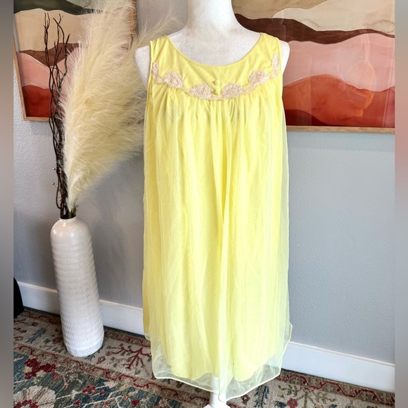 Komar Vintage Yellow Babydoll Nightgown - Picture 1 of 8